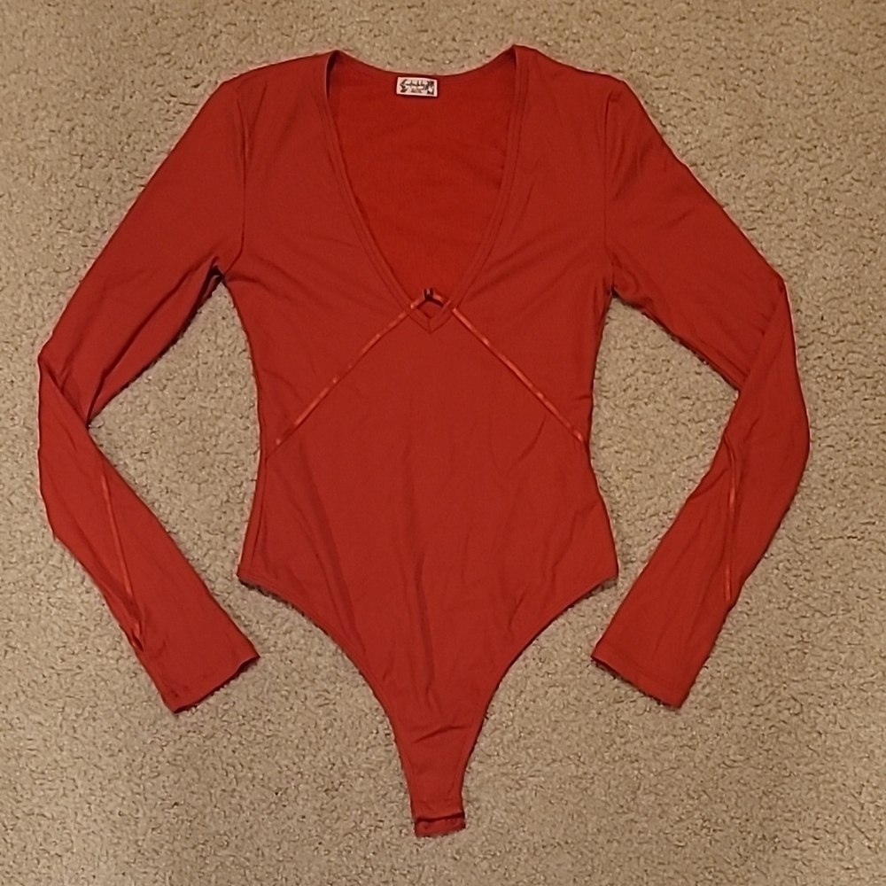 Free People Intimately Victoria Plunge Bodysuit. Red. Size XS.